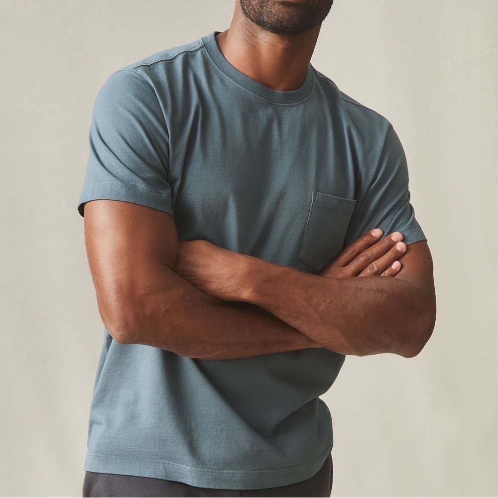 NWOT American Giant Mens Heavyweight Pocket Tee Shirt in slate blue heritage